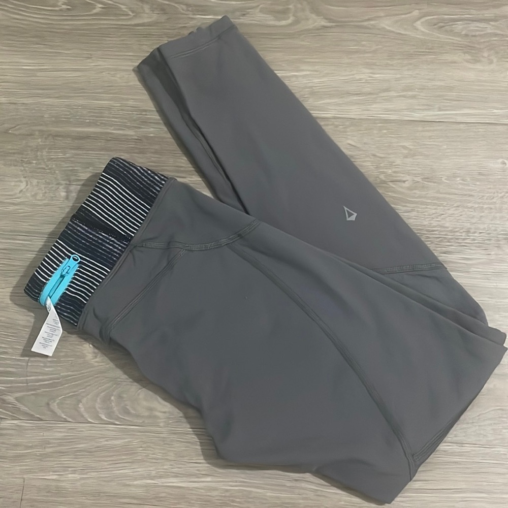 Ivivva leggings